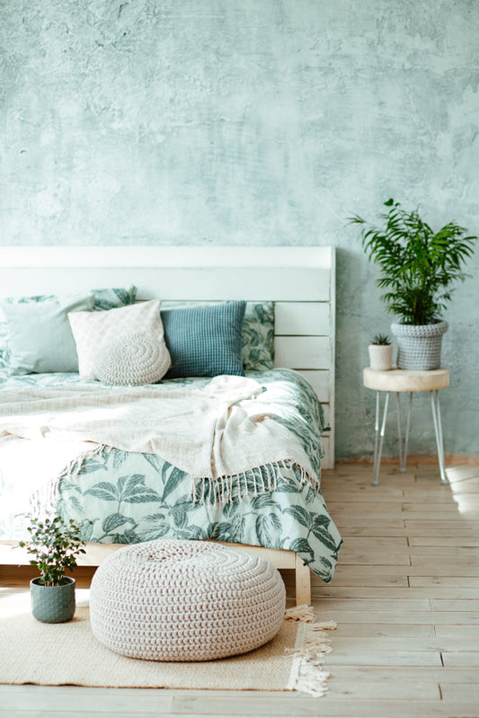 Brighten Your Bedroom: Best Bedding Prints for Spring and Summer