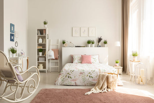 Timeless Florals in Bedroom Design: Traditional is Trending